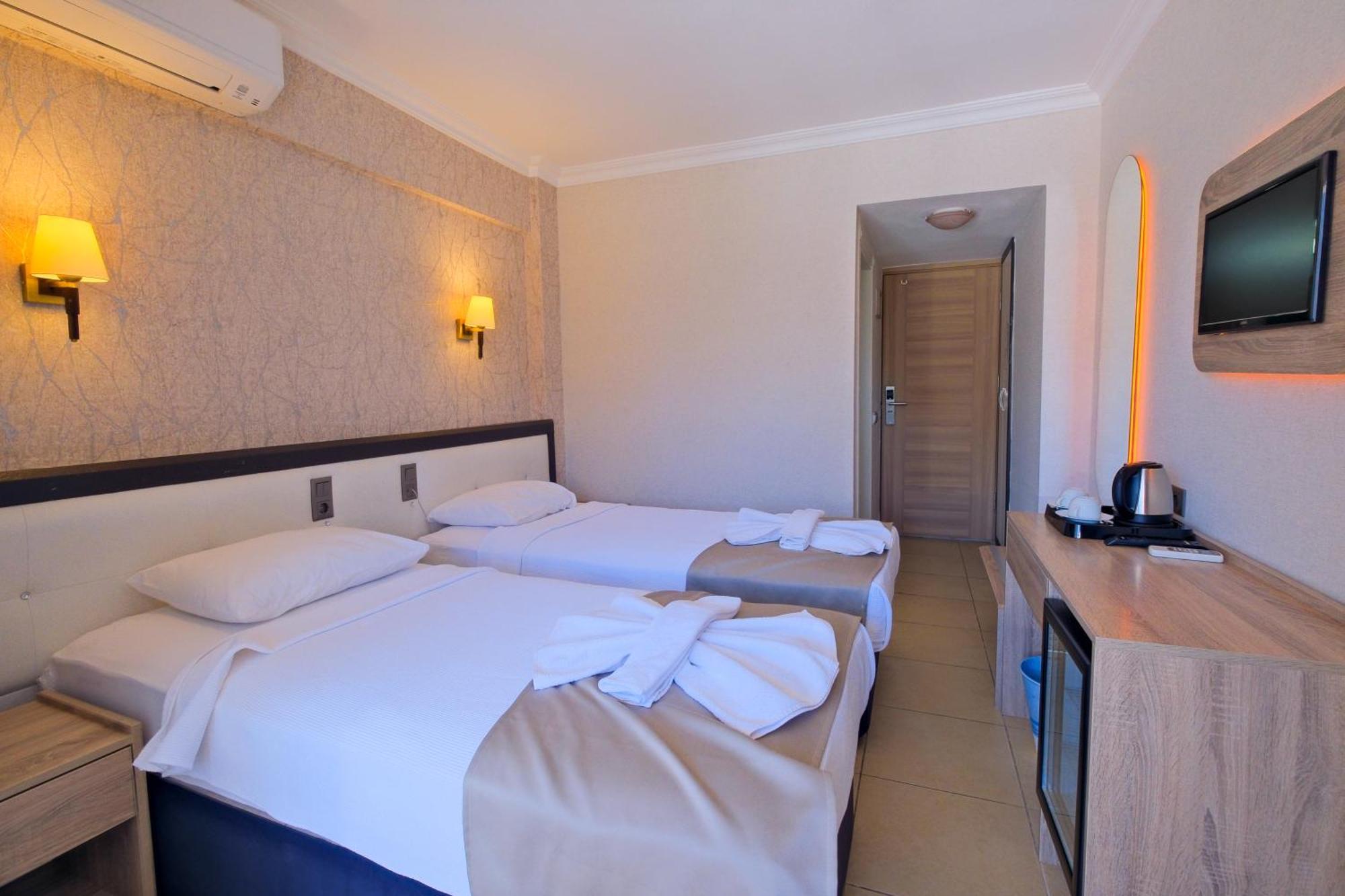 Moni Hotel Μαρμαρίς Εξωτερικό φωτογραφία